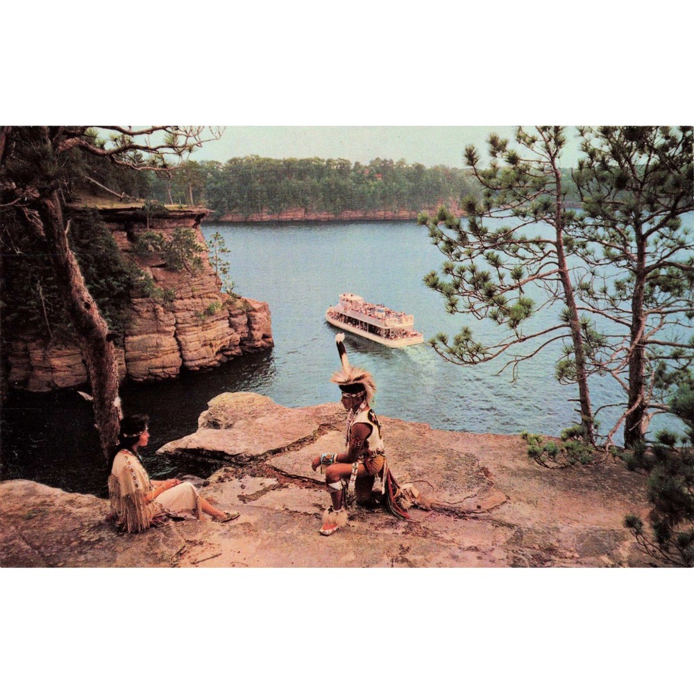 Vintage Signal Point Wisconsin Dells Postcard Winnebago Indian Tour Boat D075